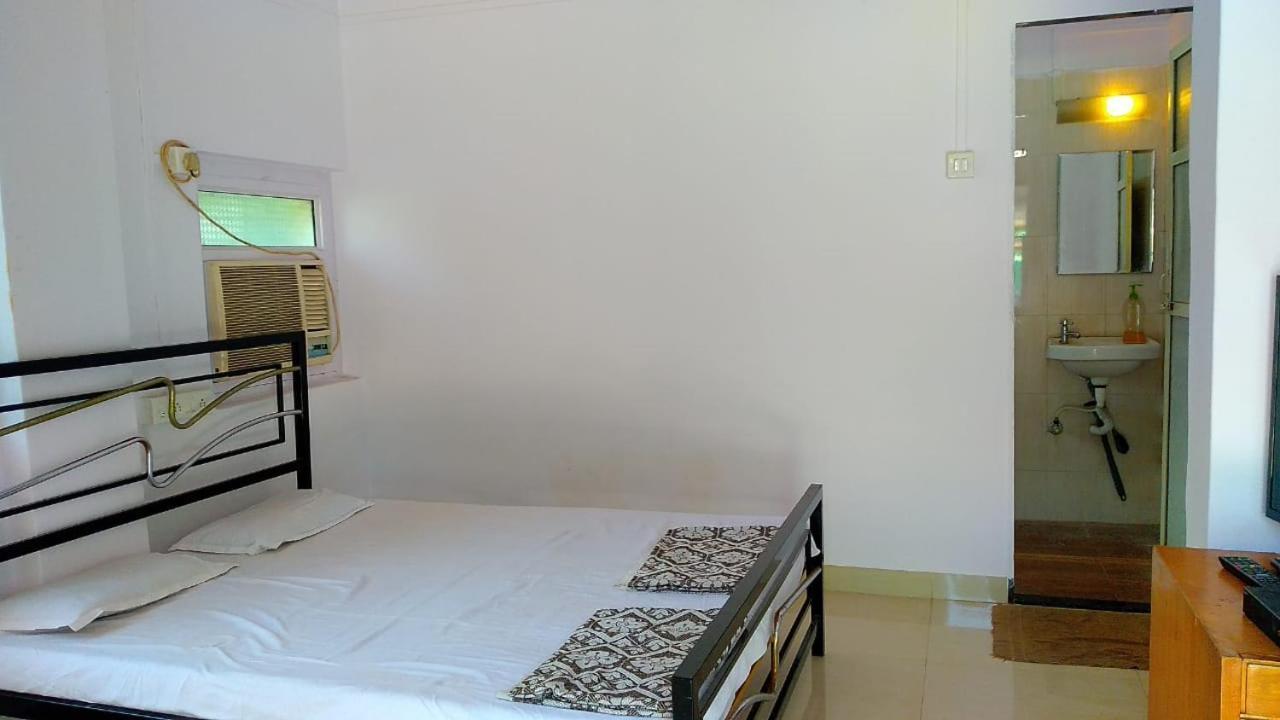 Akshi Villa Алібаґ Екстер'єр фото