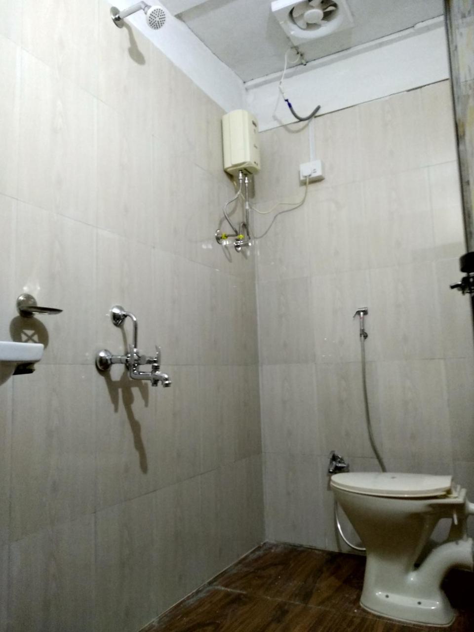 Akshi Villa Алібаґ Екстер'єр фото